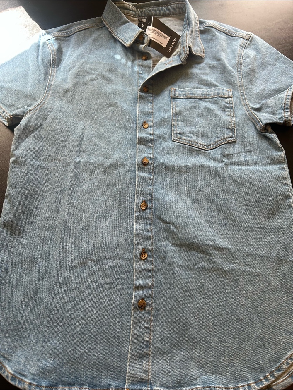 boohooMAN Denim Shirt Men's Short Sleeve Button-Up (Size L)